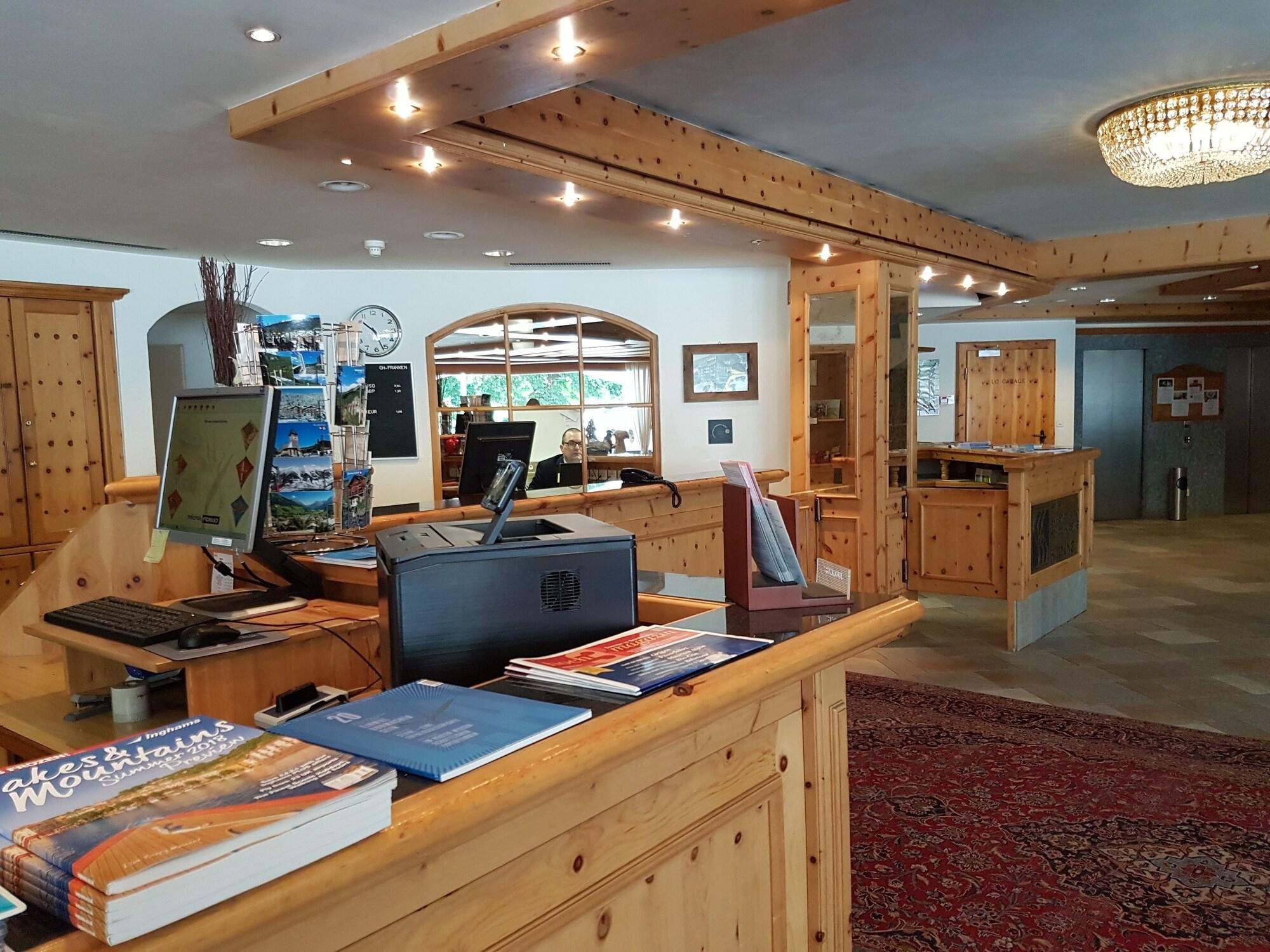 Silvretta Parkhotel Klosters-Serneus Exterior foto
