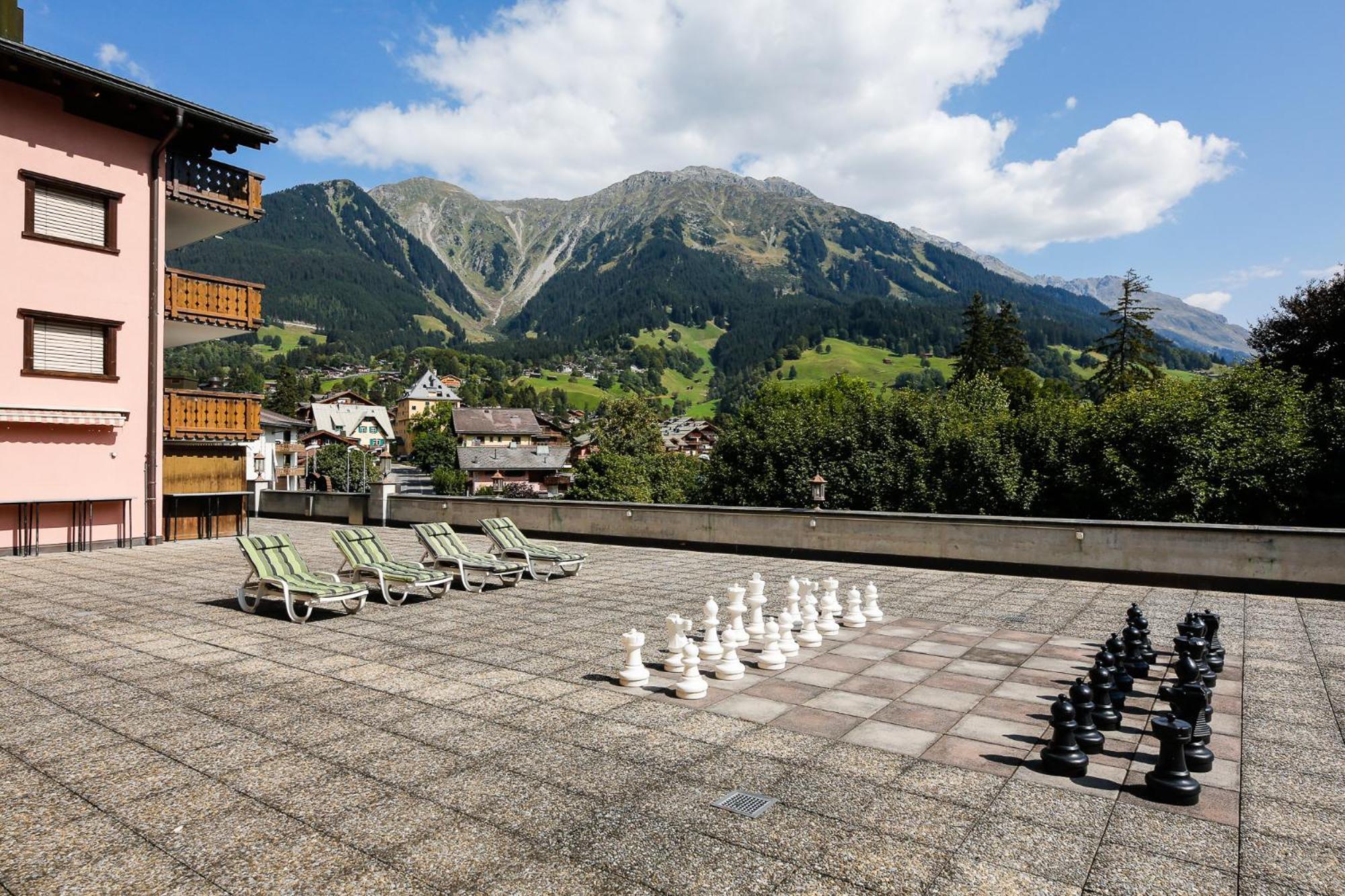 Silvretta Parkhotel Klosters-Serneus Exterior foto
